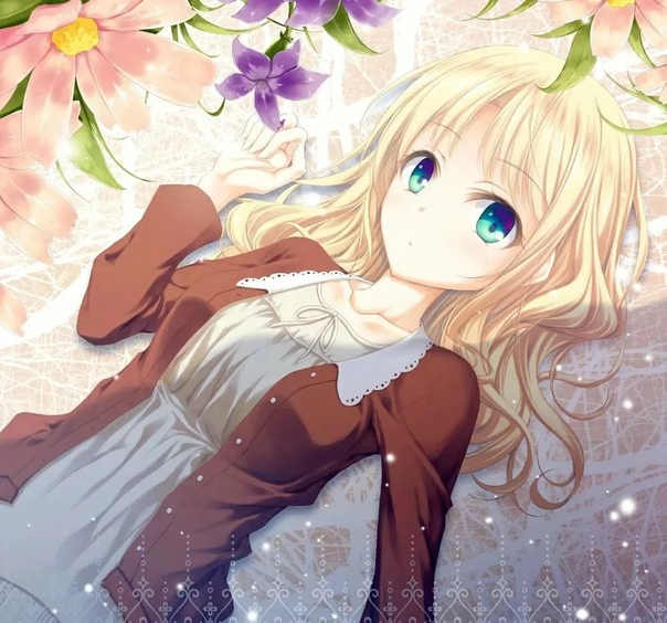 Anime blonde hair girl