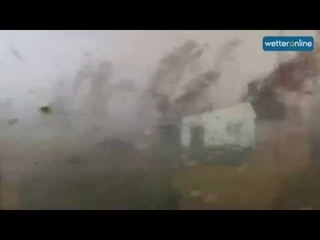 Bützow: Mitten im Tornado ()