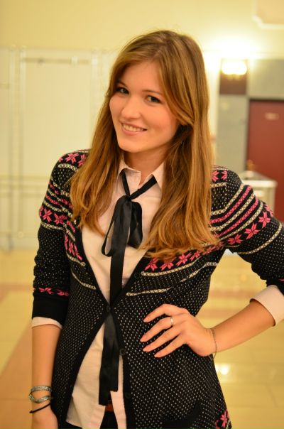 №141, Алина Попова №141, Алина Попова