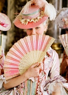 №16, Карла Антоначчи, 35 лет №16, Карла Антоначчи, 35 лет