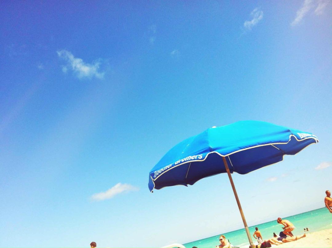 Артем Неважно • ☜(•̪●)☞ • ну а дальше уже | Miami Beach