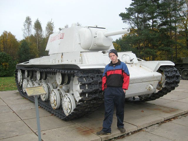 Александр Оверченко 98 RUS Белый | Санкт-Петербург