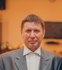 Юрий Лобанов