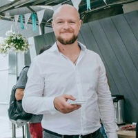 Антон Серов