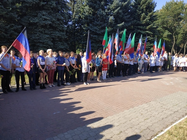 Митинг, приуроченный 76-й годовщине Освобождения Донбасса Митинг, приуроченный 76-й годовщине Освобождения Донбасса