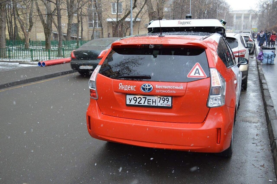 БЕСПИЛОТНЫЕ АВТОМОБИЛИ ВО ВРЕМЯ ТЕСТА СМОГУТ ИСПОЛЬЗОВАТЬ ЦИФРОВУЮ КАРТУ МОСКВЫ ДЛЯ АДАПТАЦИИ К ГОРОДУ Это картинка