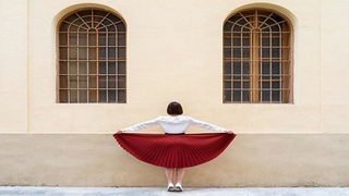 Архитектурные фантазии в фотоработах Анны Девис и Даниэля Руэды