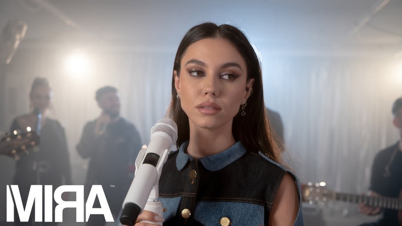 MIRA 16 Ani, Acoustic Live