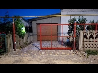 Установка откатных ворот.